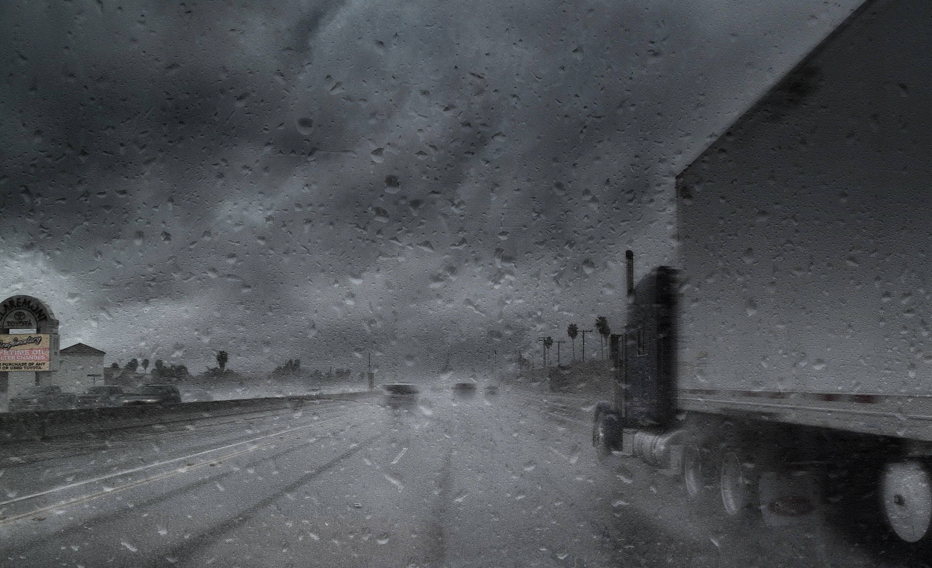 Rainy day on the 10 Freeway in Los Angeles, California